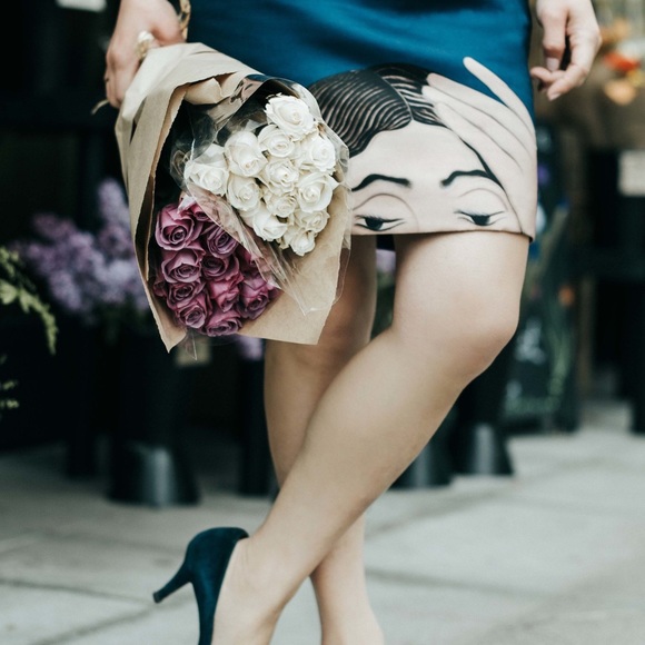 Caterina Gatta designer short skirt - Picture 2 of 9